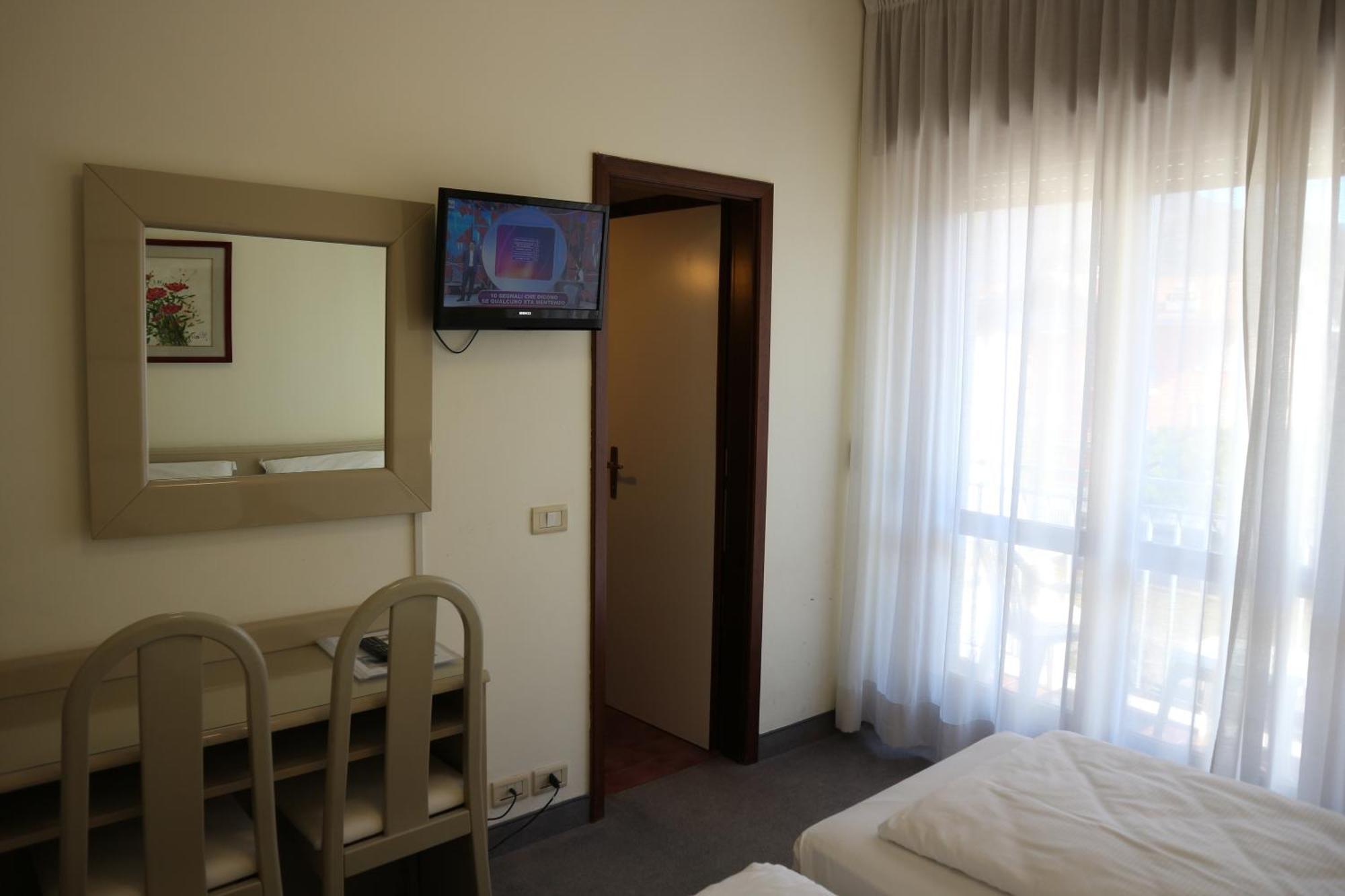 Hotel Bristol Riva del Garda Exteriér fotografie